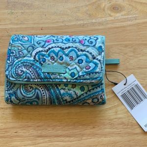 Vera Bradley Riley compact wallet nwt